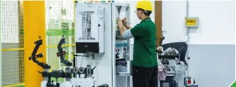 เครื่องอัดอากาศแบบสกรูสองขั้นตอน PM VSD แบบปรับได้